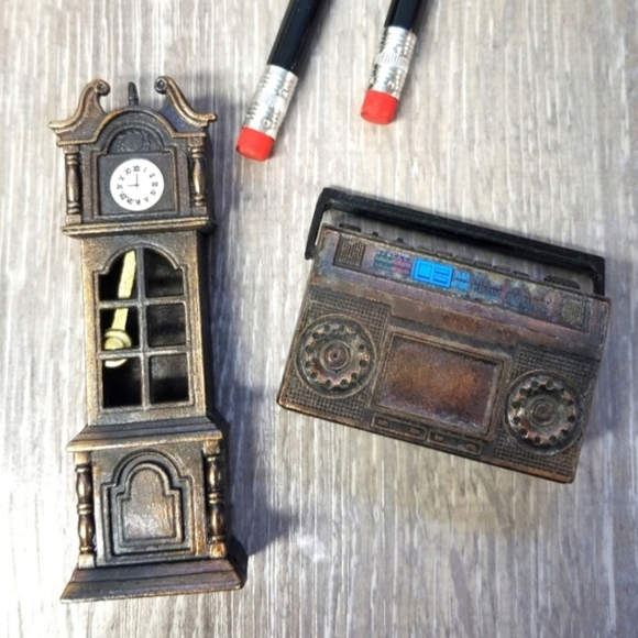 Vintage novelty pencil sharpeners - Picture 2 of 10